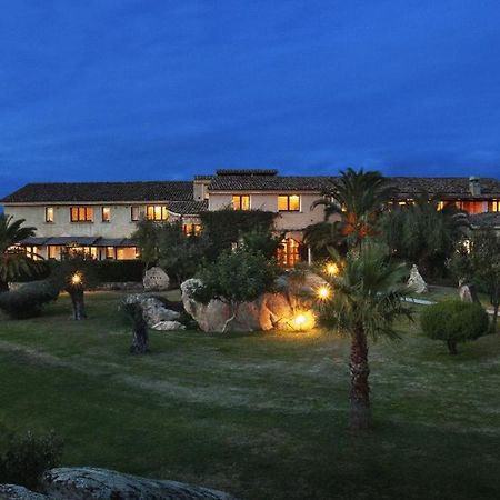 Hotel Pulicinu Baja Sardinia Eksteriør billede