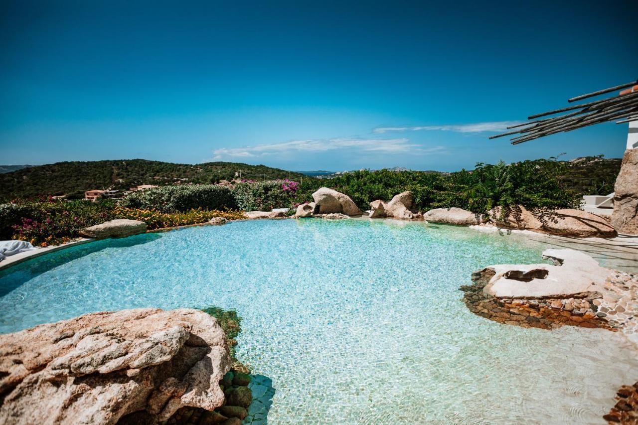 Hotel Pulicinu Baja Sardinia Eksteriør billede