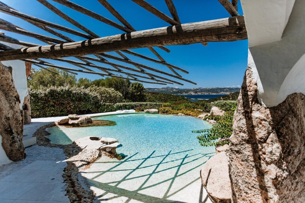 Hotel Pulicinu Baja Sardinia Eksteriør billede