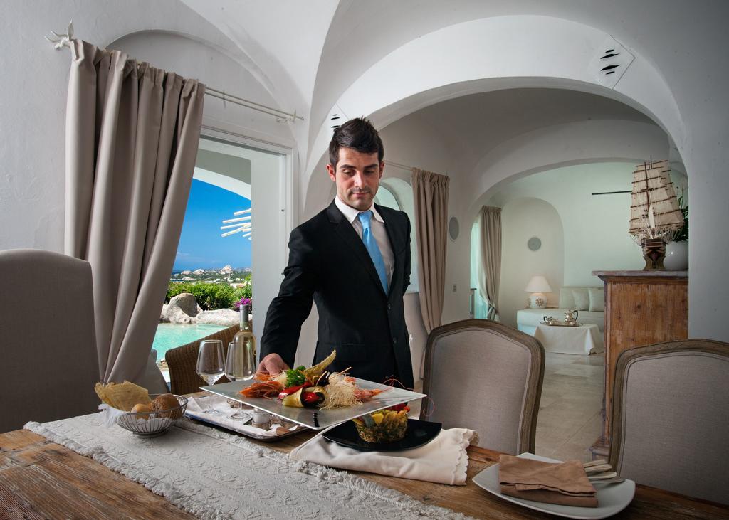Hotel Pulicinu Baja Sardinia Eksteriør billede