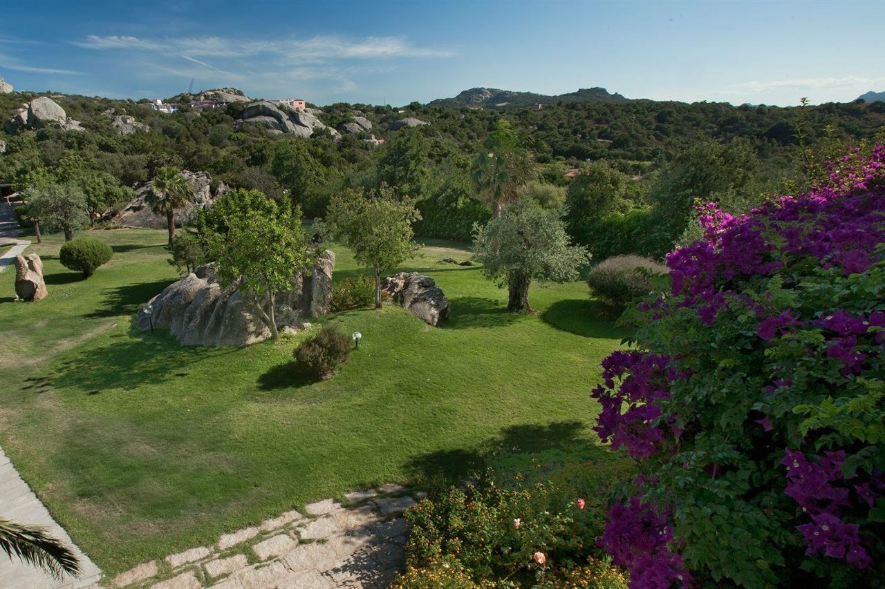 Hotel Pulicinu Baja Sardinia Eksteriør billede